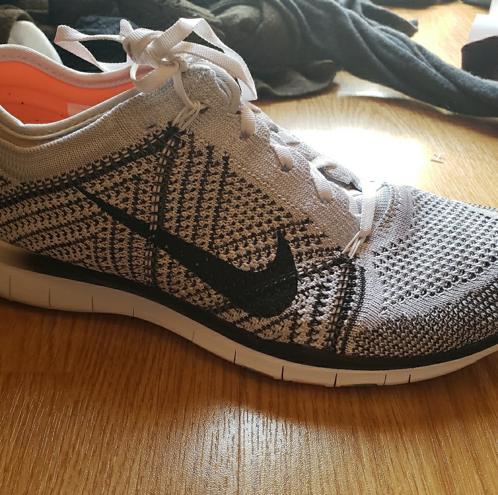 Nike shoes 7